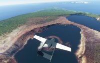 21 51 55 _Le lac de volcan sur l'île de Ambaé  le lac Vui